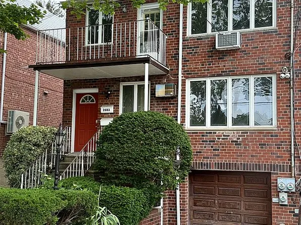 2683 E 64th St #1, Brooklyn, NY 11234