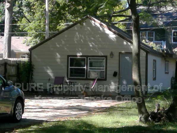 1623 SW Campbell Ave, Topeka, KS 66604