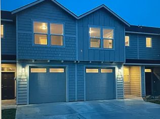 1563 NE 8th St, Hermiston, OR 97838