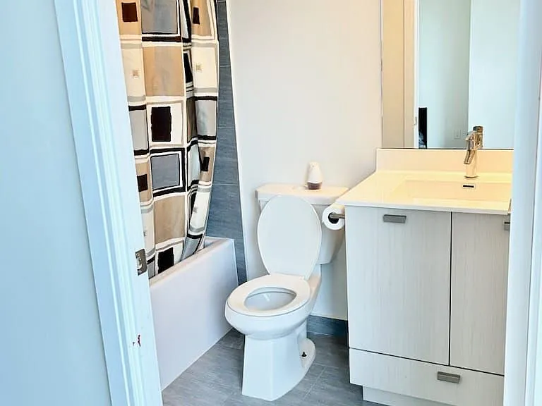 275 Village Green Sq #422 — Photo 10