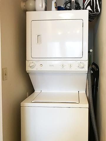 1st image of 222 N Columbus Dr APT 4005
