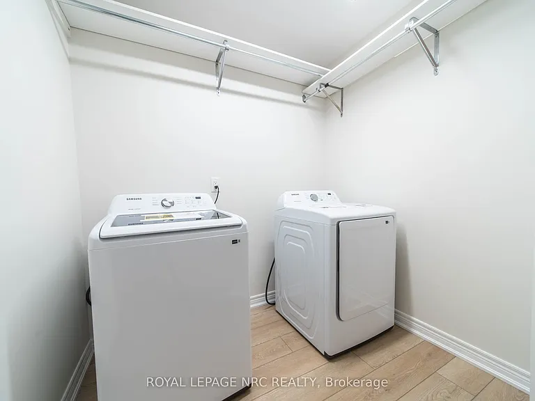 5200 Dorchester Rd #3 — Photo 31