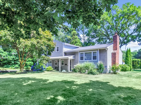 11 Dairy Farm Road, Norwalk, CT 06851