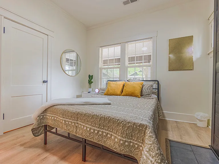 1063 Fleece St — Photo 11