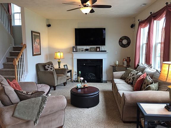 4th image of 1409 Rotunda Ave