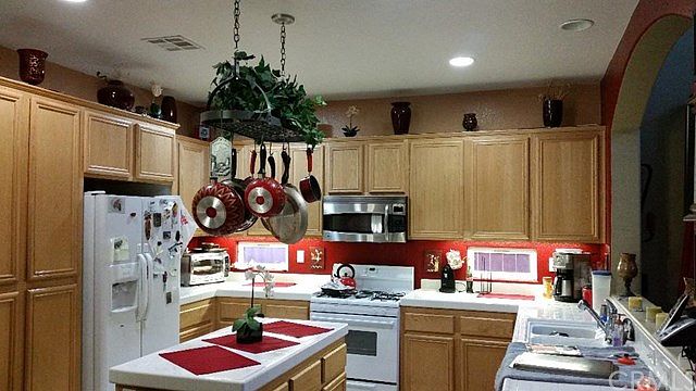 2nd image of 30118 Hardrock Dr