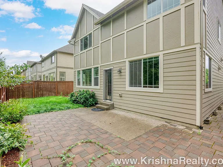 7515 NE Owens St — Photo 22