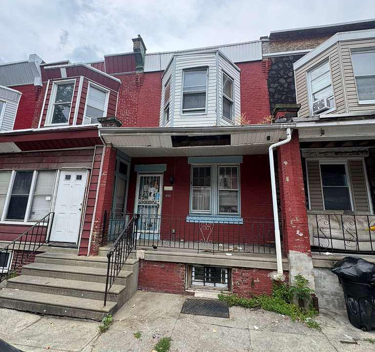 1st image of 2928 N Judson St