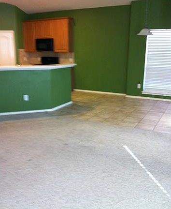 4th image of 11605 Larch Valley Dr