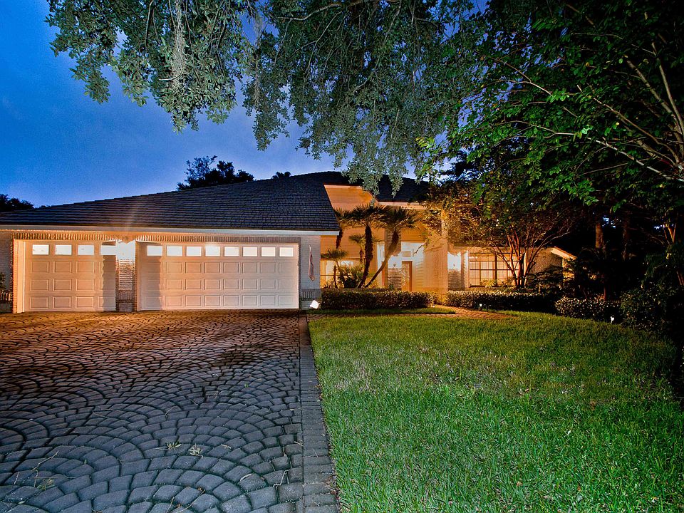 1st image of 3556 Shoreline Cir