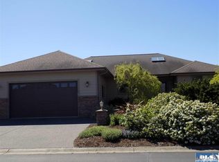 71 Nesting Pl, Sequim, WA 98382