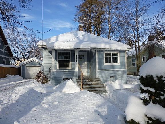 2nd image of 813 E 32nd Ave