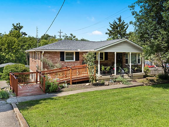 3rd image of 215 Shevel Dr