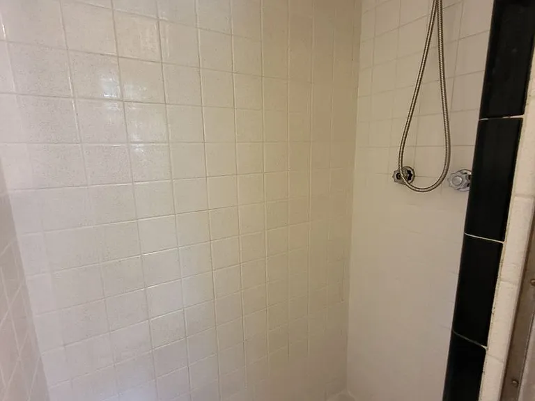 1417 Hollywood Ave — Photo 19