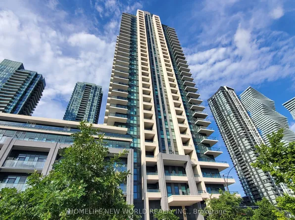 4055 Parkside Village Dr #2015, Mississauga, ON L5B 0K2