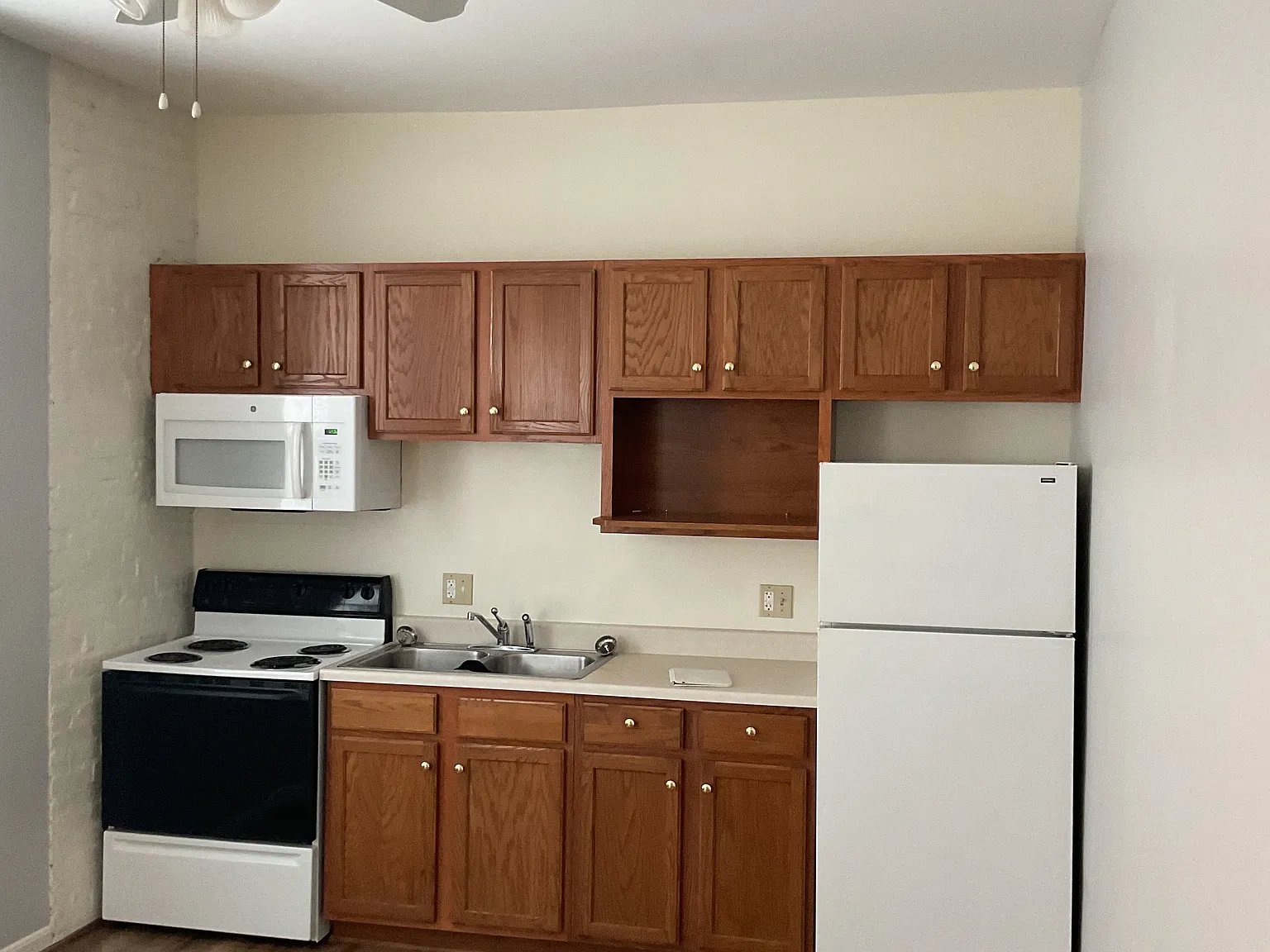 1 bed, 500 sqft, $975 — Photo 3