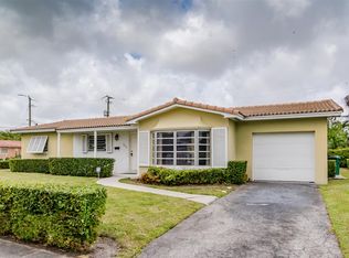 2314 SW 98th Ct, Miami, FL 33165