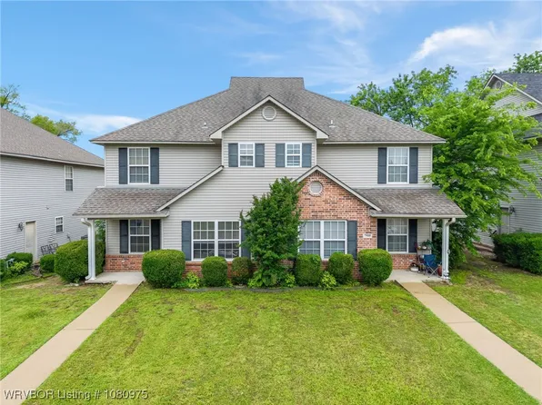 2900-2902 Fairway Hamlet Ct, Fort Smith, AR 72908