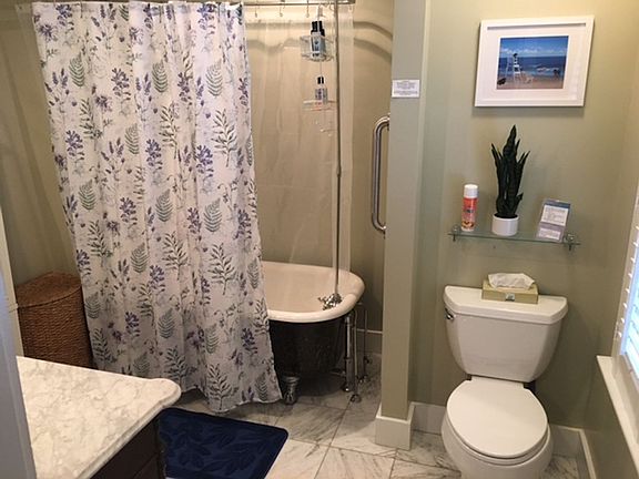 3rd image of 132 Highland Ave