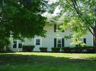 5425 N Piccadilly, West Bloomfield, MI