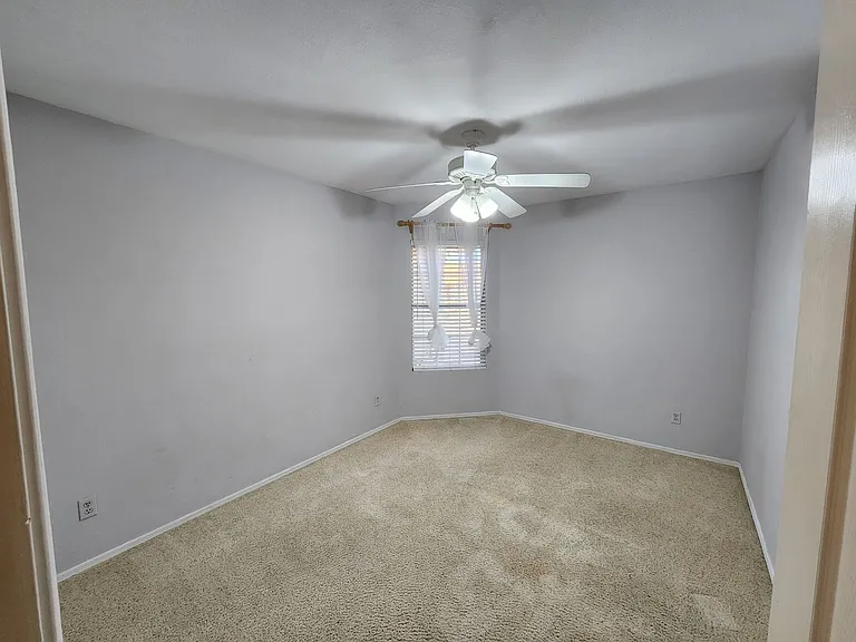 15013 S 46th Pl — Photo 11