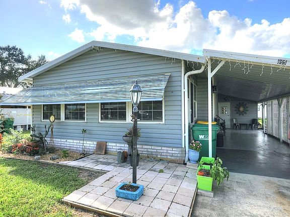 2nd image of 805 Lilac Dr