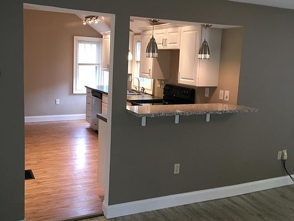 5th image of 7173 E Genesee St #3