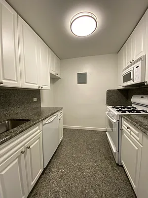 Rented by UES Management | media 12