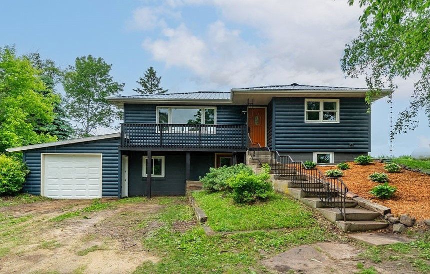 1st image of 2882 20th Avenue