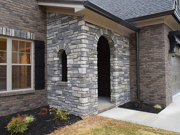 2nd image of 1100 Jacksonian Way