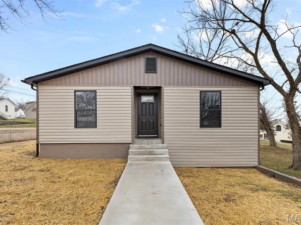 307 Poe St, Park Hills, MO 63601