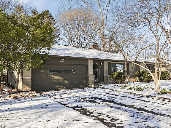 3rd image of 4249 Eastlea Dr