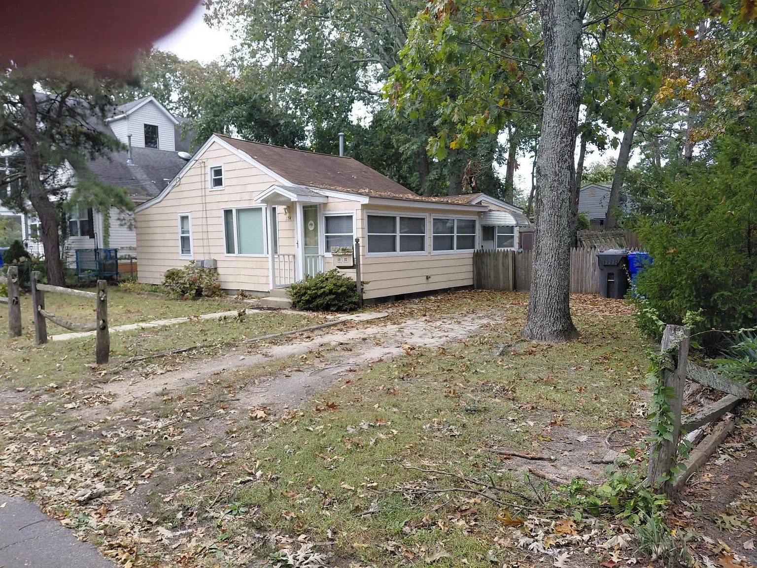 2 bed, 850 sqft, $2,300 — Photo 1