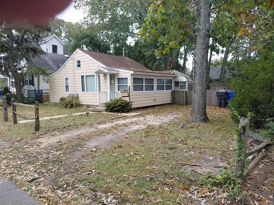 174 Pinehurst Rd