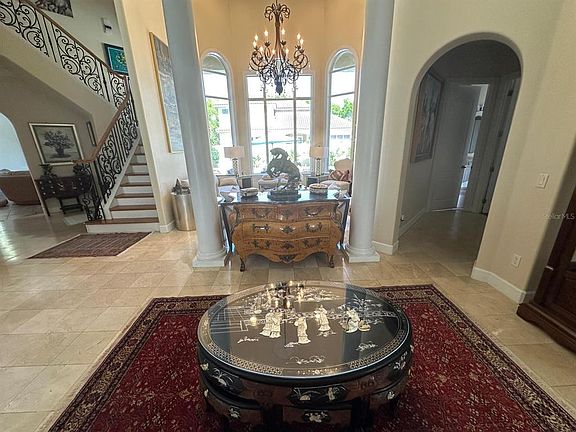 5th image of 8734 Crestgate Cir