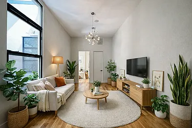 372 Kosciuszko Street, #311