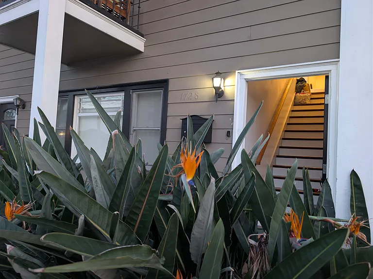 1728 E Florida St — Photo 28