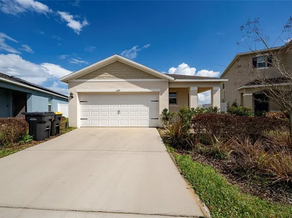1107 Cascade Dr, Davenport, FL 33837