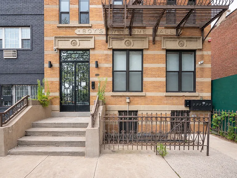 185 Chauncey St #1F — Photo 19