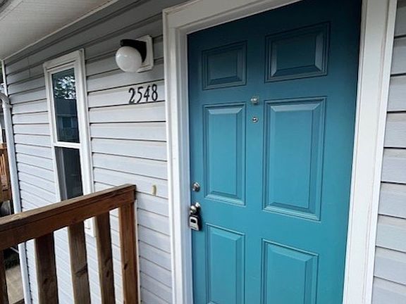 3rd image of 2548 Flint Dr