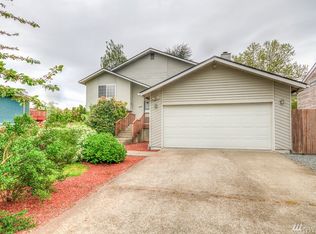 807 Norpoint Way NE, Tacoma, WA 98422