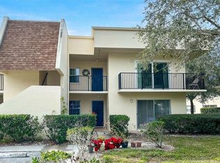7880 Palm Aire Ln APT 106, Sarasota, FL 34243