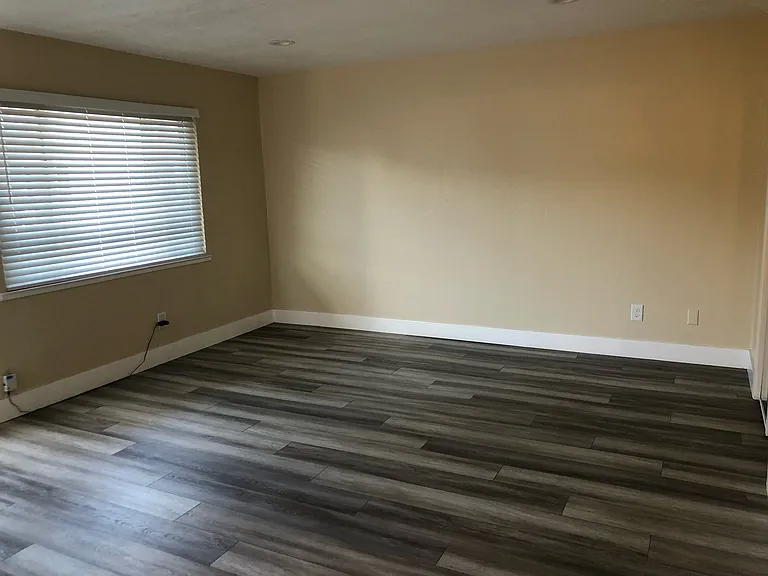 1927 Dwight Way — Photo 20