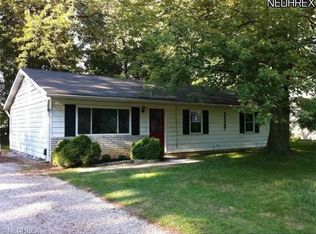 35347 Perry Dr, Eastlake, OH 44095