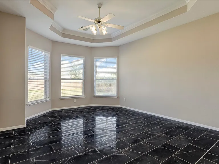 13419 Sunset Bay Ln — Photo 18
