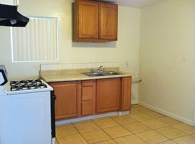 3rd image of 1355 Goodlett St