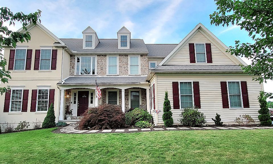 1st image of 53 Sweetwater Ln
