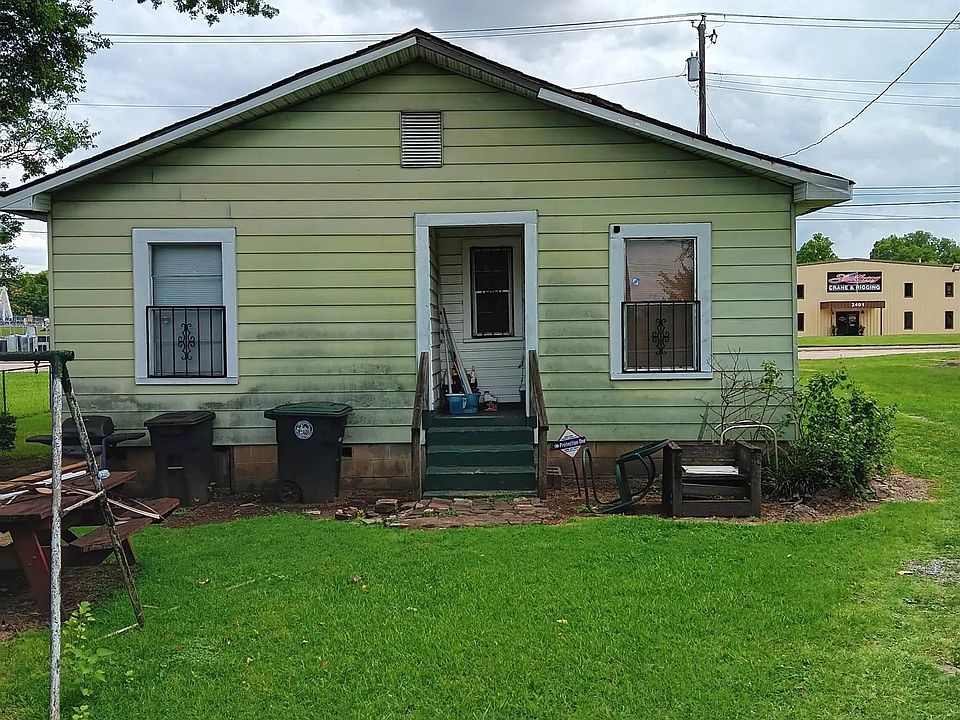 2nd image of 2418 Finley Blvd