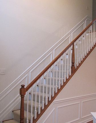 Detailed woodwork in staircase