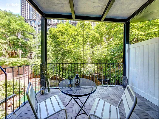 Rented by Sotheby's International Realty | media 5